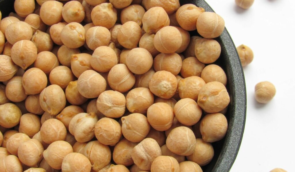 Bowl of chickpeas